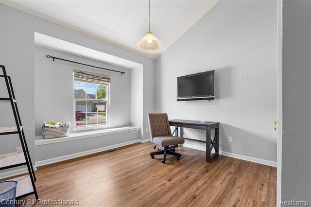 Builiding view twenty one for 3305 Grove, Auburn Hills, MI. 48326