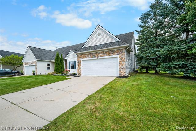Builiding view two for 3305 Grove, Auburn Hills, MI. 48326