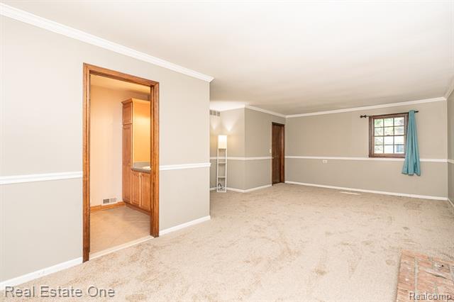 Builiding view twenty nine for 1377 Barneswood, Rochester, MI. 48306