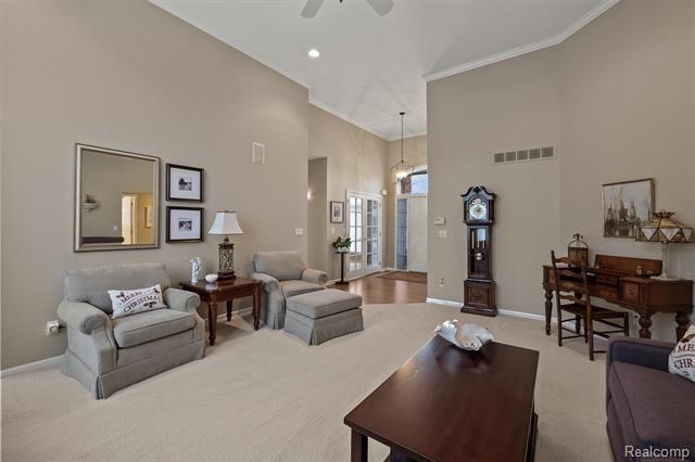 Builiding view four for 3422 Paramount, Auburn Hills, MI. 48326