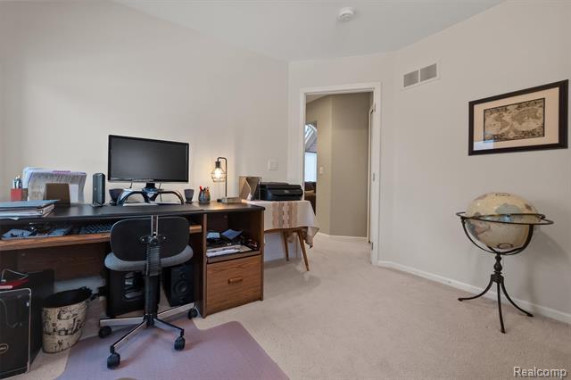 Builiding view twenty five for 3422 Paramount, Auburn Hills, MI. 48326