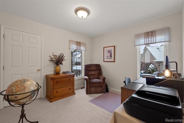 Builiding view twenty four for 3422 Paramount, Auburn Hills, MI. 48326