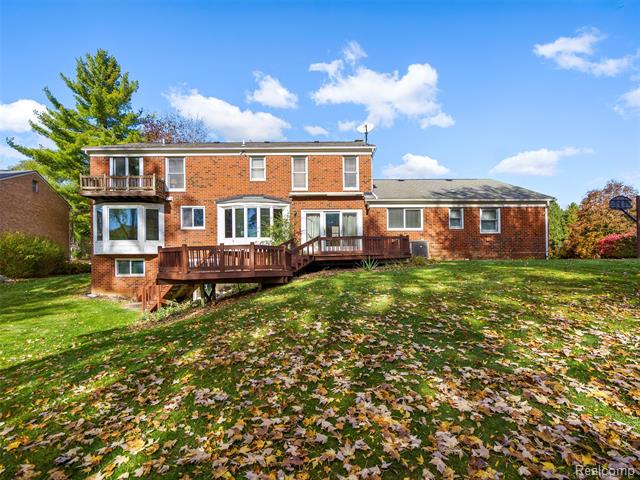 Builiding view thirty six for 1135 Hickory Hill, Rochester, MI. 48309