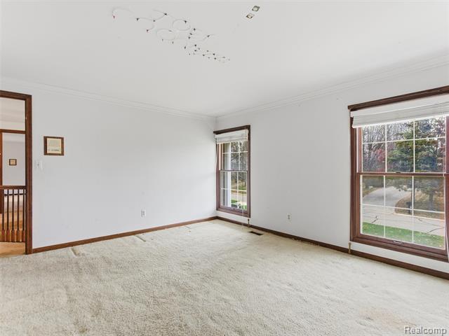 Builiding view twenty seven for 1135 Hickory Hill, Rochester, MI. 48309