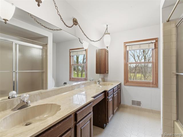 Builiding view twenty six for 1135 Hickory Hill, Rochester, MI. 48309