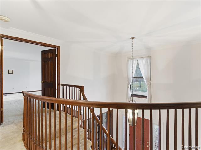 Builiding view twenty for 1135 Hickory Hill, Rochester, MI. 48309