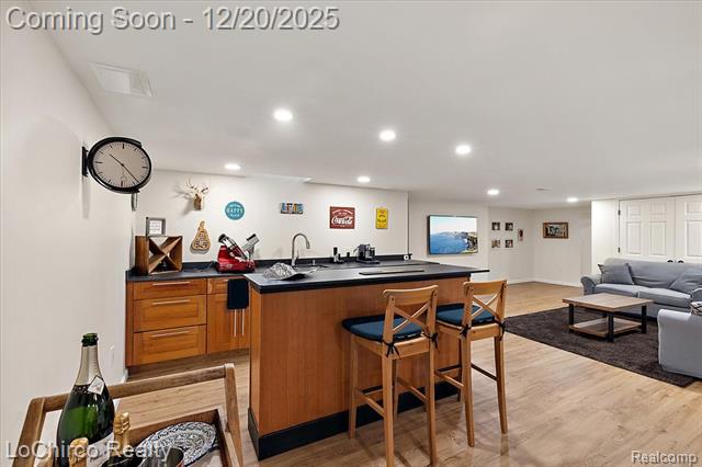 Builiding view fifty three for 1908 Beaver Creek, Rochester, MI. 48307