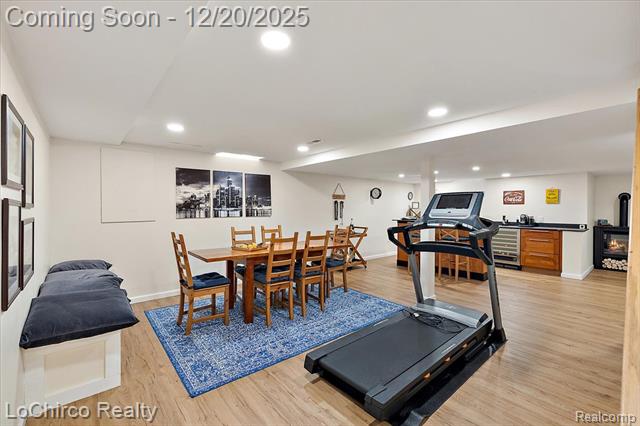 Builiding view fifty two for 1908 Beaver Creek, Rochester, MI. 48307