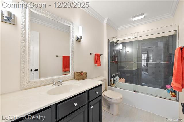 Builiding view forty seven for 1908 Beaver Creek, Rochester, MI. 48307