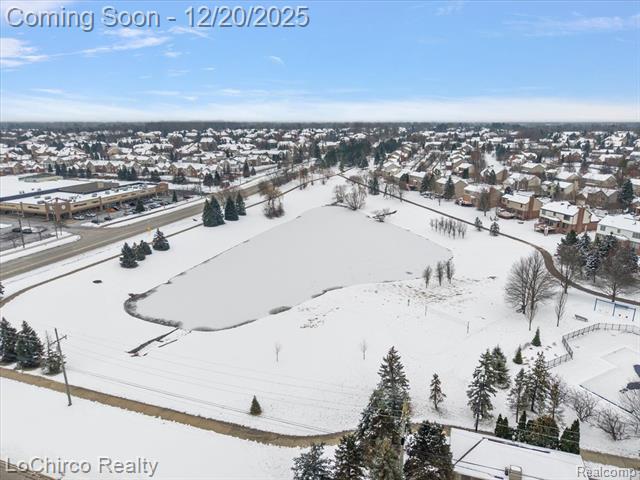 Builiding view sixty seven for 1908 Beaver Creek, Rochester, MI. 48307