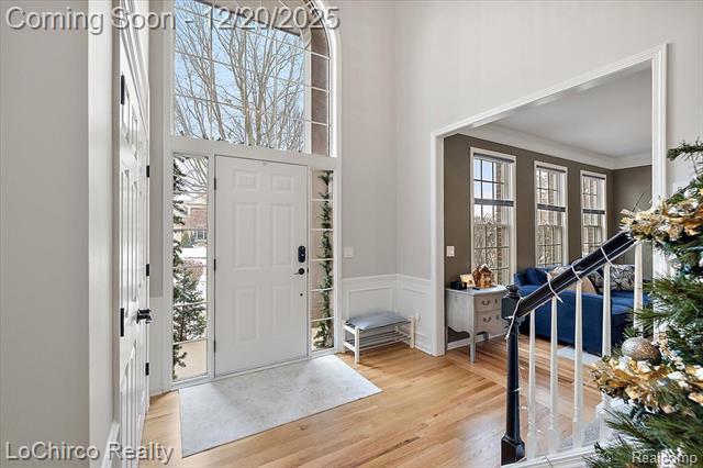 Builiding view three for 1908 Beaver Creek, Rochester, MI. 48307