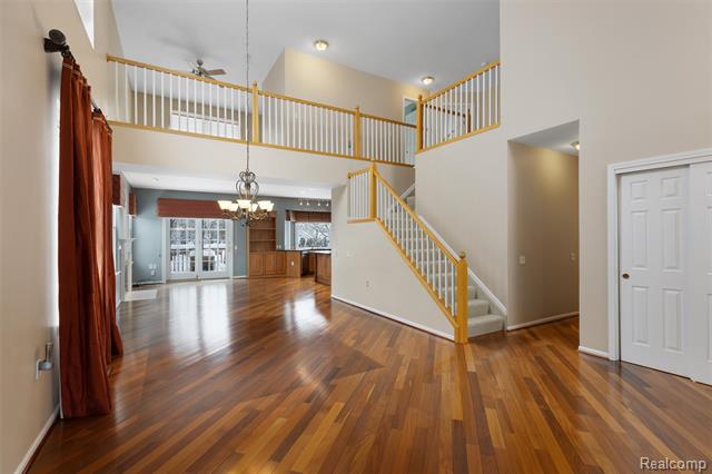 Builiding view four for 3709 Crestwood, Auburn Hills, MI. 48326