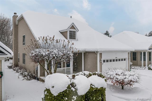 Builiding view one for 3709 Crestwood, Auburn Hills, MI. 48326