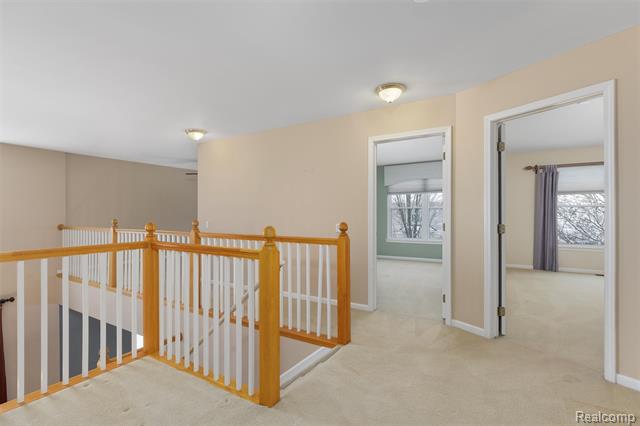 Builiding view twenty for 3709 Crestwood, Auburn Hills, MI. 48326