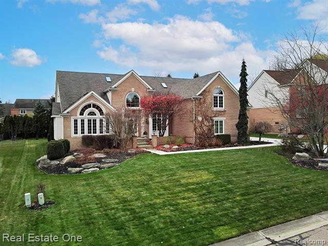 Builiding view forty four for 1859 Haverhill, Rochester, MI. 48306