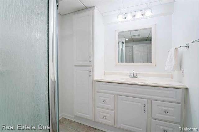 Builiding view forty three for 1859 Haverhill, Rochester, MI. 48306