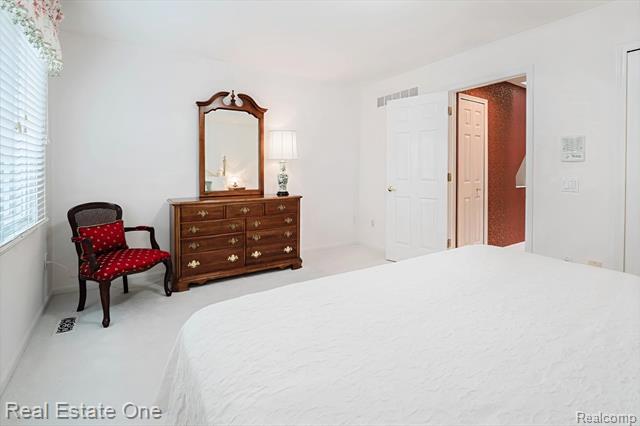 Builiding view thirty for 1859 Haverhill, Rochester, MI. 48306