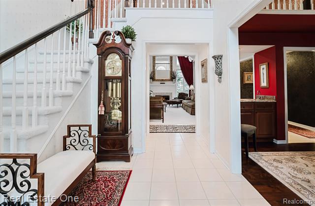 Builiding view three for 1859 Haverhill, Rochester, MI. 48306