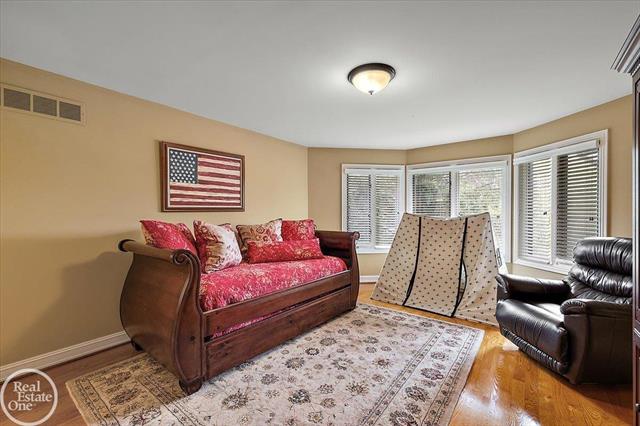 Builiding view fifty six for 877 Quarry, Rochester, MI. 48306