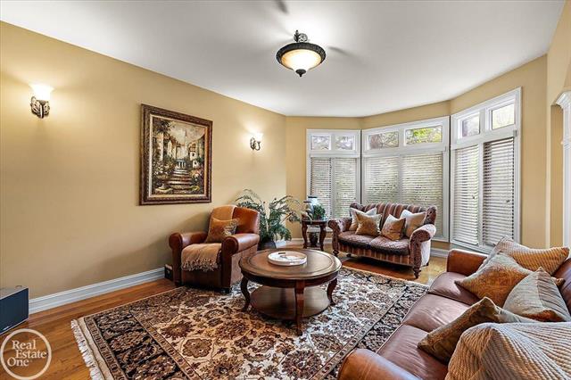 Builiding view forty one for 877 Quarry, Rochester, MI. 48306