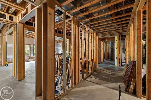 Builiding view seventy for 877 Quarry, Rochester, MI. 48306