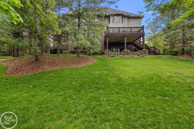 Builiding view six for 877 Quarry, Rochester, MI. 48306