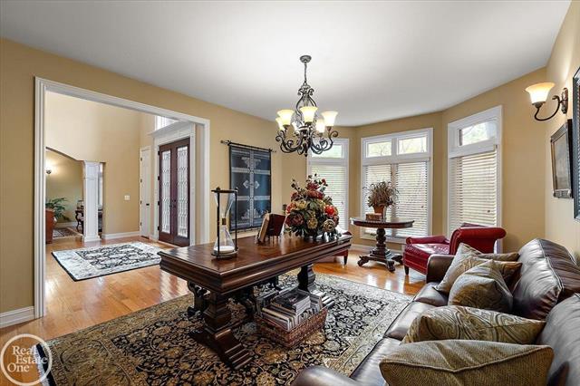 Builiding view thirty eight for 877 Quarry, Rochester, MI. 48306