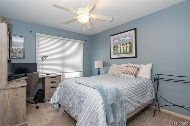 Builiding view twenty seven for 2401 Westwood, Rochester, MI. 48306