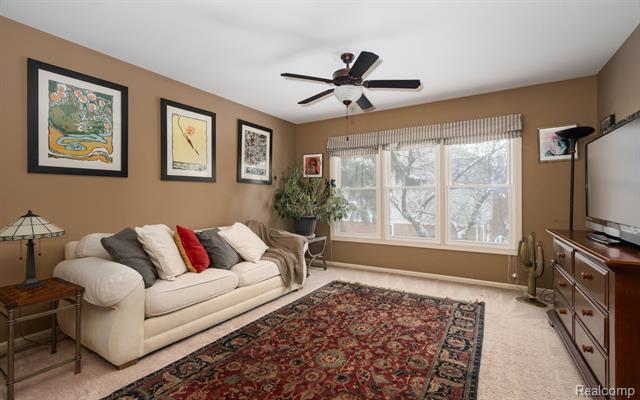 Builiding view twenty three for 2401 Westwood, Rochester, MI. 48306