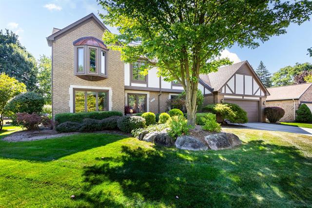 front view for 3273 Salem Dr, Rochester, Mi. 48306