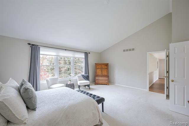 Builiding view thirteen for 2456 Westwood, Rochester, MI. 48306