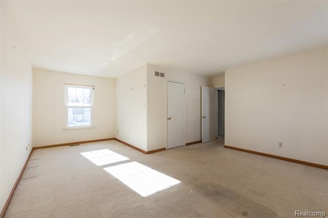 Builiding view thirteen for 20940 E Glen Haven, Northville, MI. 48167