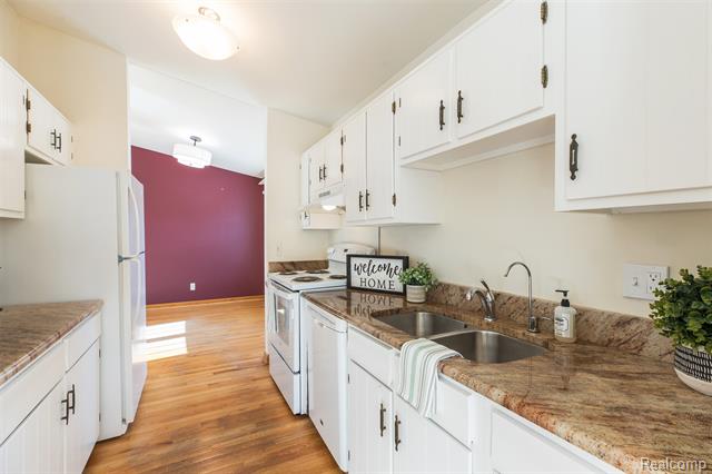 Builiding view three for 20940 E Glen Haven, Northville, MI. 48167