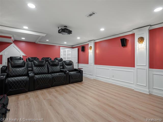 Builiding view fifty seven for 1900 Tiverton, Bloomfield Hills, MI. 48304