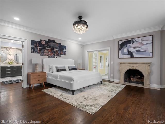 Builiding view twenty nine for 1900 Tiverton, Bloomfield Hills, MI. 48304