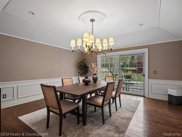 Builiding view twenty two for 1900 Tiverton, Bloomfield Hills, MI. 48304