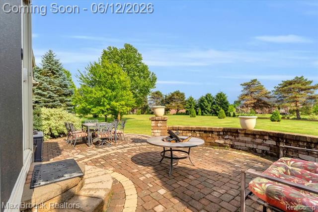 Builiding view forty one for 54265 Birchwood, South Lyon, MI. 48178