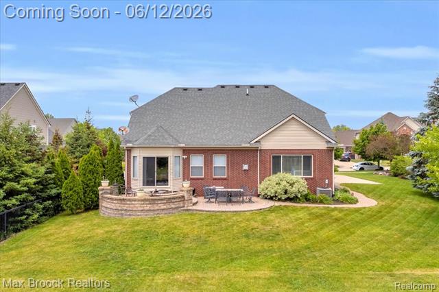 Builiding view forty three for 54265 Birchwood, South Lyon, MI. 48178