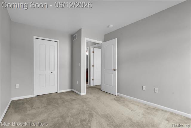 Builiding view thirty one for 54265 Birchwood, South Lyon, MI. 48178