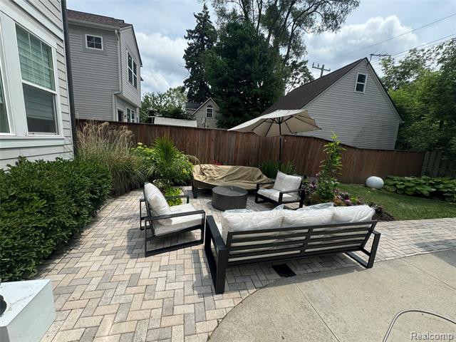 Builiding view forty three for 1544 Ruffner, Birmingham, MI. 48009