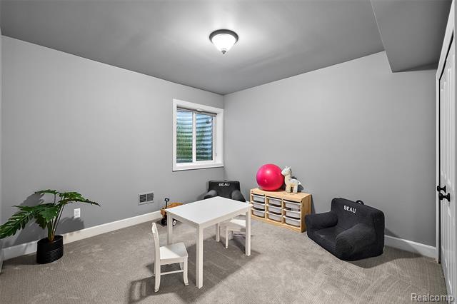 Builiding view forty for 1544 Ruffner, Birmingham, MI. 48009