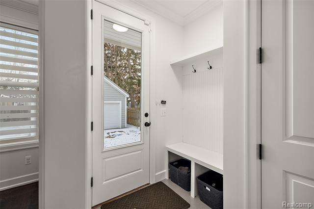 Builiding view sixteen for 1544 Ruffner, Birmingham, MI. 48009