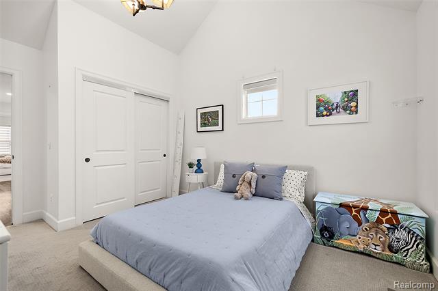 Builiding view thirty for 1544 Ruffner, Birmingham, MI. 48009