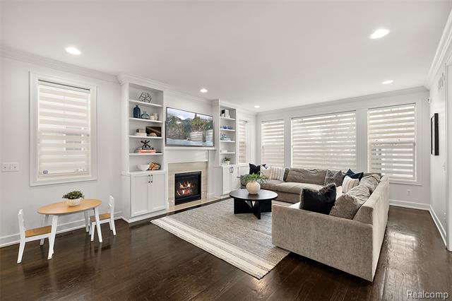 Builiding view twelve for 1544 Ruffner, Birmingham, MI. 48009