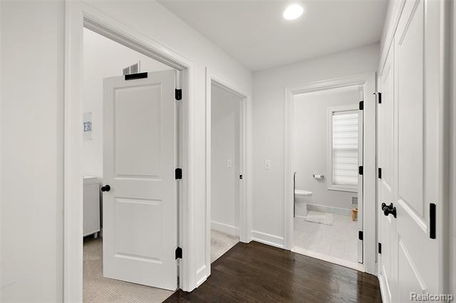 Builiding view twenty six for 1544 Ruffner, Birmingham, MI. 48009