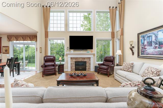 Builiding view eleven for 24455 Glenwood, South Lyon, MI. 48178