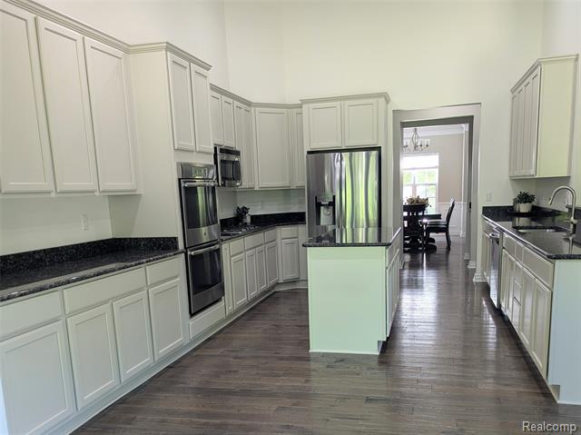 Builiding view eleven for 23790 Millwood, South Lyon, MI. 48178