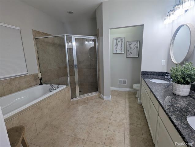 Builiding view twenty four for 23790 Millwood, South Lyon, MI. 48178