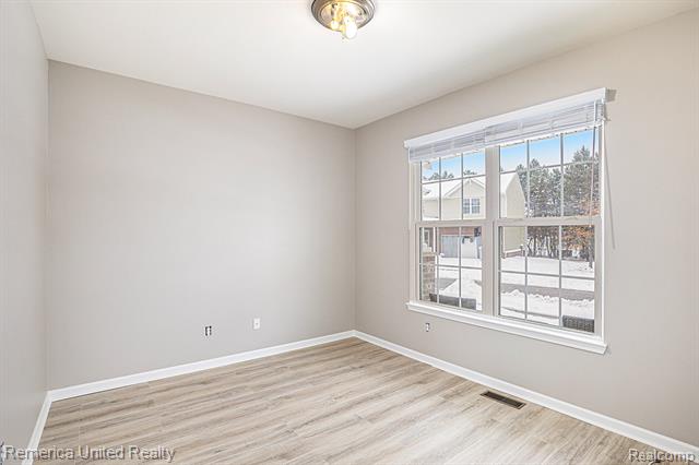 Builiding view eight for 59696 Twin Pines, New Hudson, MI. 48165