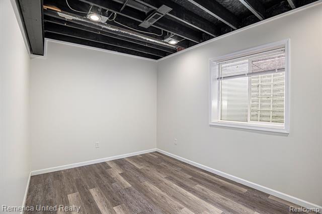 Builiding view twenty for 59696 Twin Pines, New Hudson, MI. 48165